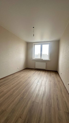 Продам однокомнатную (1-комн.) квартиру, им. Героя Ростовского ул, 8к1, Краснодар г