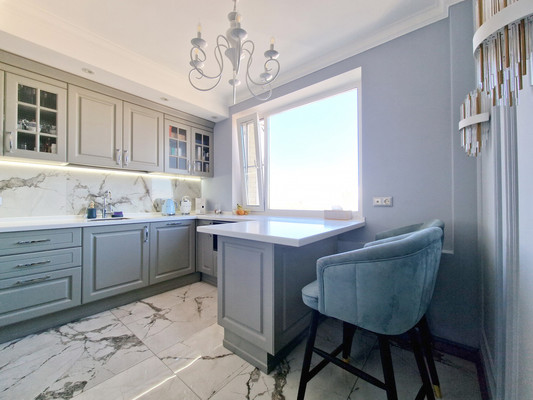 Продам трехкомнатную (3-комн.) квартиру, Академика Комарова ул, 3к2, Москва г