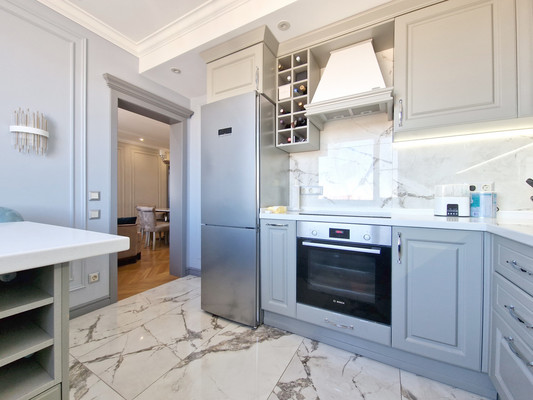 Продам трехкомнатную (3-комн.) квартиру, Академика Комарова ул, 3к2, Москва г