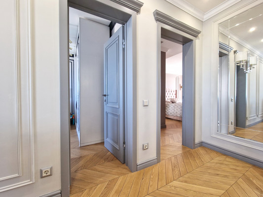 Продам трехкомнатную (3-комн.) квартиру, Академика Комарова ул, 3к2, Москва г