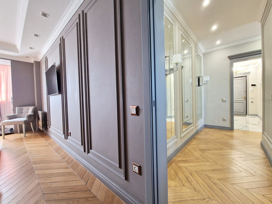 Продам трехкомнатную (3-комн.) квартиру, Академика Комарова ул, 3к2, Москва г