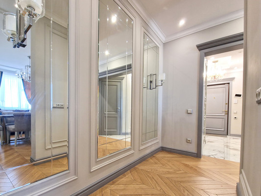 Продам трехкомнатную (3-комн.) квартиру, Академика Комарова ул, 3к2, Москва г