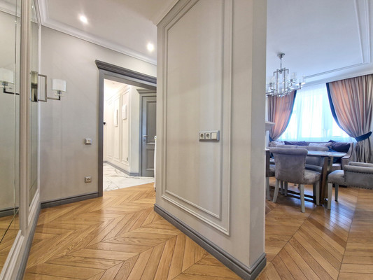 Продам трехкомнатную (3-комн.) квартиру, Академика Комарова ул, 3к2, Москва г