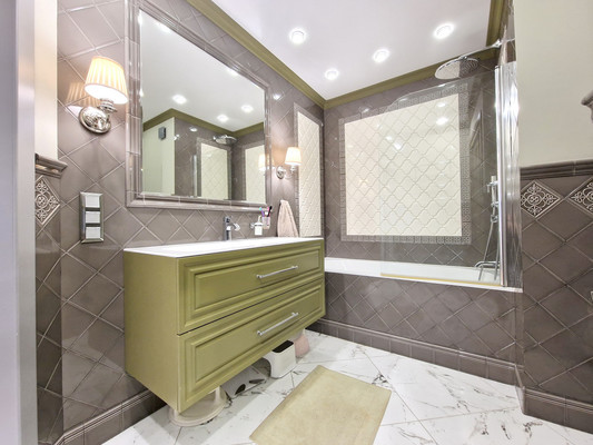 Продам трехкомнатную (3-комн.) квартиру, Академика Комарова ул, 3к2, Москва г