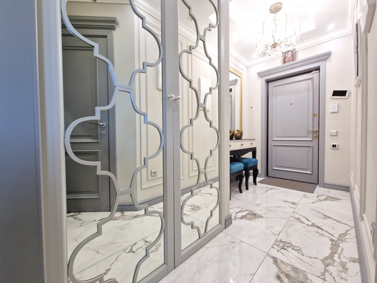 Продам трехкомнатную (3-комн.) квартиру, Академика Комарова ул, 3к2, Москва г