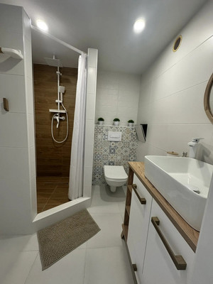 Продам однокомнатную (1-комн.) квартиру, Конгрессная ул, 23, Краснодар г