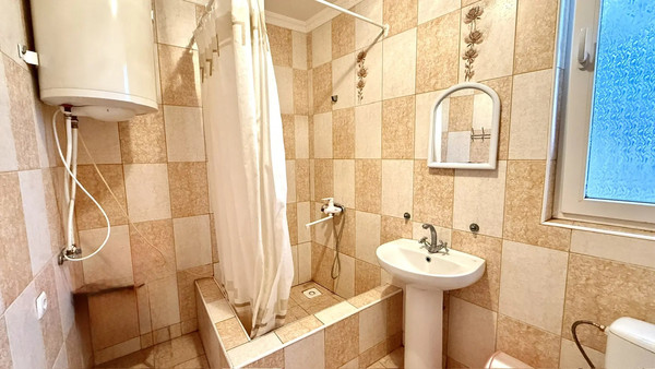 Продам дом, Ленина ул, Алупка г, 0 км от города