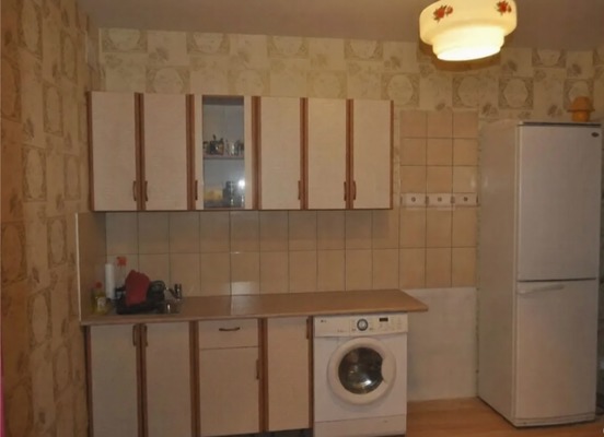 Продам трехкомнатную (3-комн.) квартиру, Комсомольский пр-кт, 24к2, Люберцы г