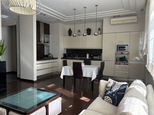 Продам двухкомнатную (2-комн.) квартиру, 7-я В.О. линия, 38А, Санкт-Петербург г