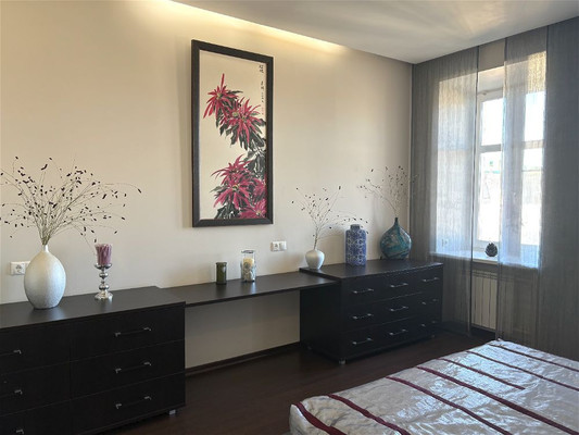 Продам двухкомнатную (2-комн.) квартиру, 7-я В.О. линия, 38А, Санкт-Петербург г