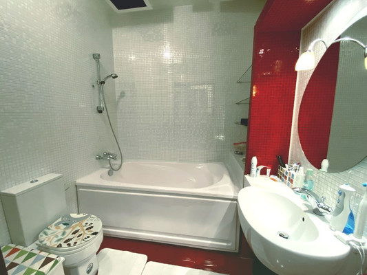 Продам двухкомнатную (2-комн.) квартиру, 7-я В.О. линия, 38А, Санкт-Петербург г