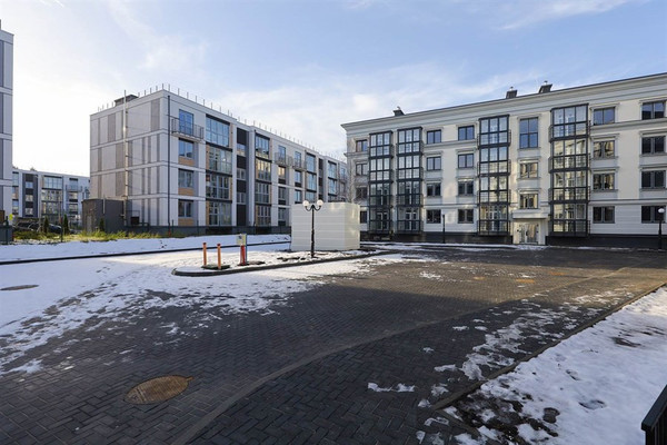 Продам однокомнатную (1-комн.) квартиру, Сержанта Мишина ул, 83, Калининград г