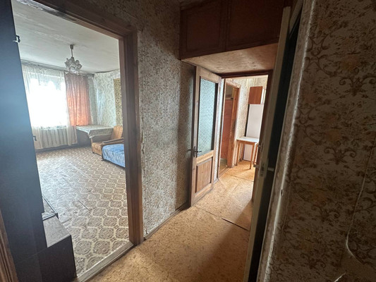 Продам двухкомнатную (2-комн.) квартиру, Трубаченко ул, 24, Симферополь г