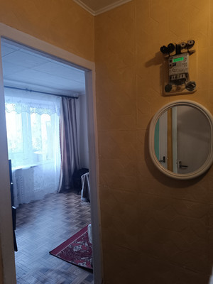 Продам однокомнатную (1-комн.) квартиру, Гавена пер, 34а, Симферополь г