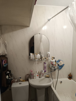 Продам однокомнатную (1-комн.) квартиру, Гавена пер, 34а, Симферополь г