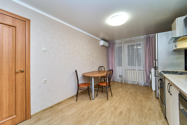 Продам трехкомнатную (3-комн.) квартиру, Красных Партизан ул, 79, Краснодар г