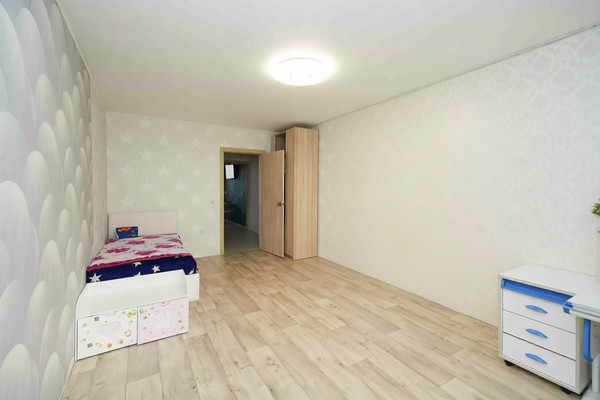 Продам однокомнатную (1-комн.) квартиру, Кружевная ул, 7, Краснодар г