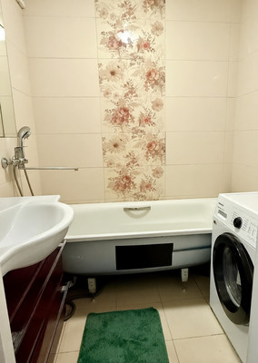 Продам двухкомнатную (2-комн.) квартиру, им. Котлярова Н.С. ул, 1, Краснодар г