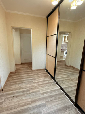 Продам двухкомнатную (2-комн.) квартиру, им. Котлярова Н.С. ул, 1, Краснодар г