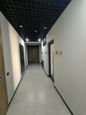 Продам трехкомнатную (3-комн.) квартиру, им. генерала Корнилова ул, 14, Краснодар г