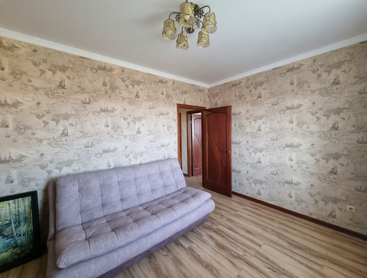 Продам трехкомнатную (3-комн.) квартиру, им. Героя Сарабеева В.И. ул, 3/1, Краснодар г