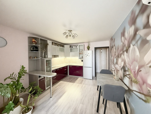 Продам двухкомнатную (2-комн.) квартиру, им. Академика Лукьяненко П.П. ул, 34, Краснодар г