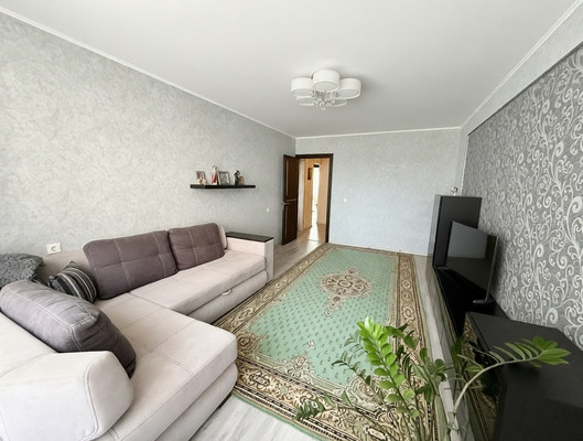 Продам двухкомнатную (2-комн.) квартиру, им. Академика Лукьяненко П.П. ул, 34, Краснодар г