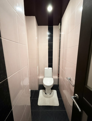 Продам двухкомнатную (2-комн.) квартиру, им. Академика Лукьяненко П.П. ул, 34, Краснодар г