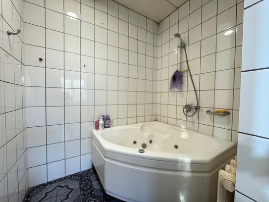 Продам дом, 2-я Лиственная ул, 13, Астрахань г, 0 км от города