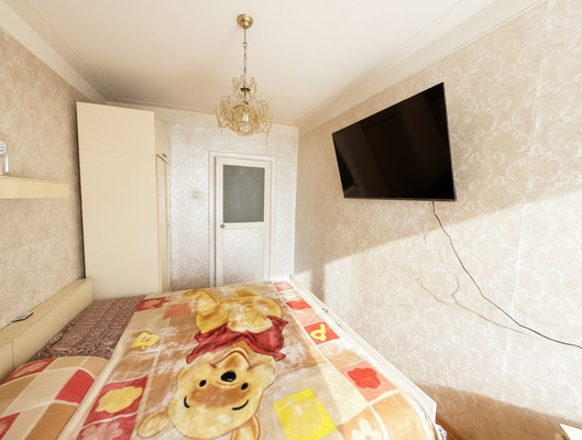 Продам трехкомнатную (3-комн.) квартиру, им. Яна Полуяна ул, 60, Краснодар г