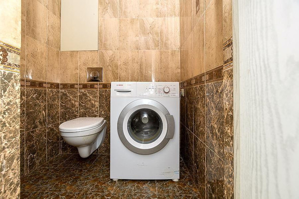 Продам трехкомнатную (3-комн.) квартиру, им. Жлобы ул, 141, Краснодар г