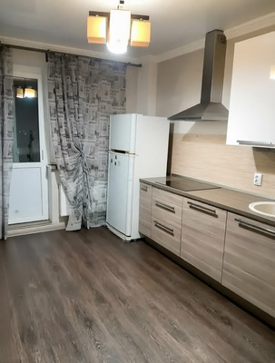 Продам однокомнатную (1-комн.) квартиру, Азовская ул, 17, Краснодар г