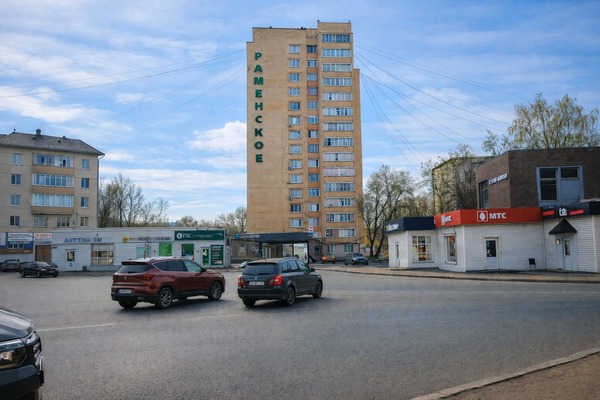 Продам однокомнатную (1-комн.) квартиру, Космонавтов ул, 5, Юрово д