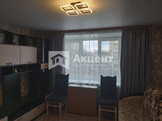 Продам двухкомнатную (2-комн.) квартиру, 14-й проезд, 10к4, Иваново г