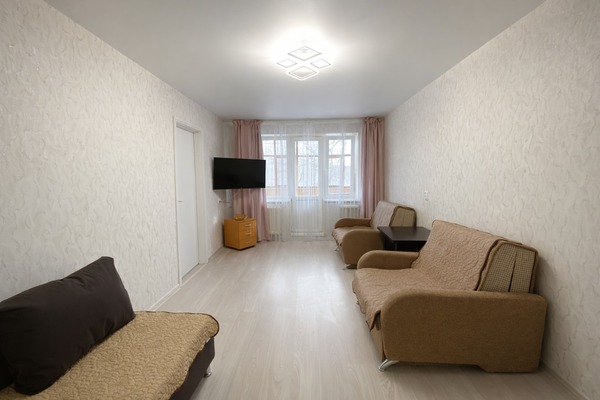 Продам двухкомнатную (2-комн.) квартиру, Шибанкова ул, 43, Наро-Фоминск г