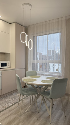 Продам трехкомнатную (3-комн.) квартиру, Куприна пр-кт, 30к9, Сосенское п