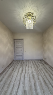 Продам трехкомнатную (3-комн.) квартиру, Куприна пр-кт, 30к9, Сосенское п