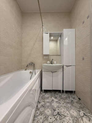 Продам трехкомнатную (3-комн.) квартиру, Куприна пр-кт, 30к9, Сосенское п