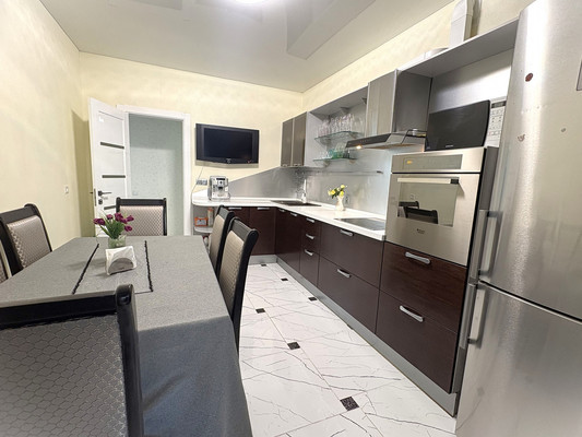 Продам трехкомнатную (3-комн.) квартиру, Софьи Перовской ул, 38, Уфа г