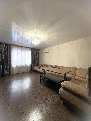 Продам трехкомнатную (3-комн.) квартиру, Софьи Перовской ул, 38, Уфа г