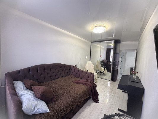 Продам трехкомнатную (3-комн.) квартиру, Софьи Перовской ул, 38, Уфа г