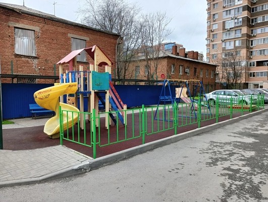 Продам двухкомнатную (2-комн.) квартиру, 2-я Баррикадная ул, 4, Ростов-на-Дону г