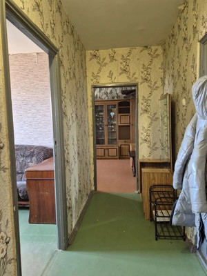 Продам двухкомнатную (2-комн.) квартиру, Гагарина ул, 4, Волгодонск г