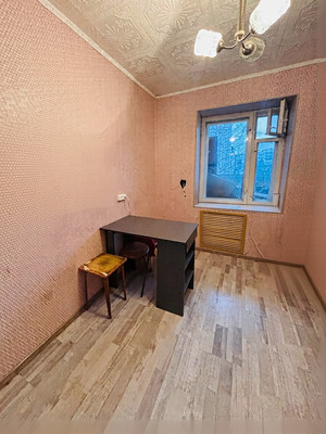 Продам двухкомнатную (2-комн.) квартиру, Морозова ул, 161, Сыктывкар г