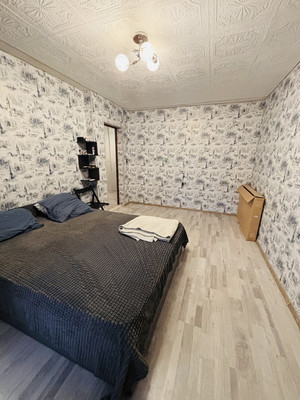 Продам двухкомнатную (2-комн.) квартиру, Морозова ул, 161, Сыктывкар г