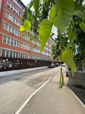 Продам однокомнатную (1-комн.) квартиру, Ратной Славы ул, 32, Российский п