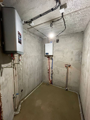 Продам однокомнатную (1-комн.) квартиру, Ратной Славы ул, 32, Российский п