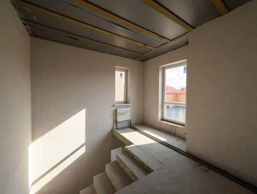 Продам , Греческий б-р, 1к144, Краснодар г, 0 км от города