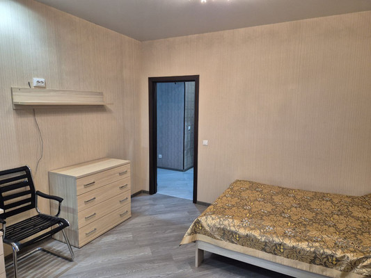 Продам многокомнатную квартиру, Гаражная ул, 67, Краснодар г