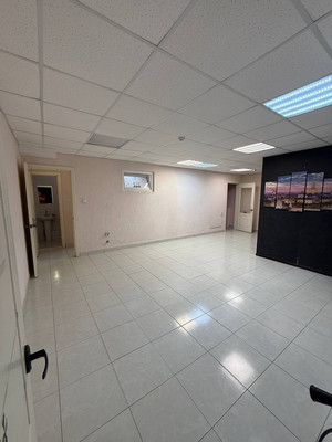 Продам коммерческое помещение 53 м2, Новосибирская ул, 61д, Воронеж г